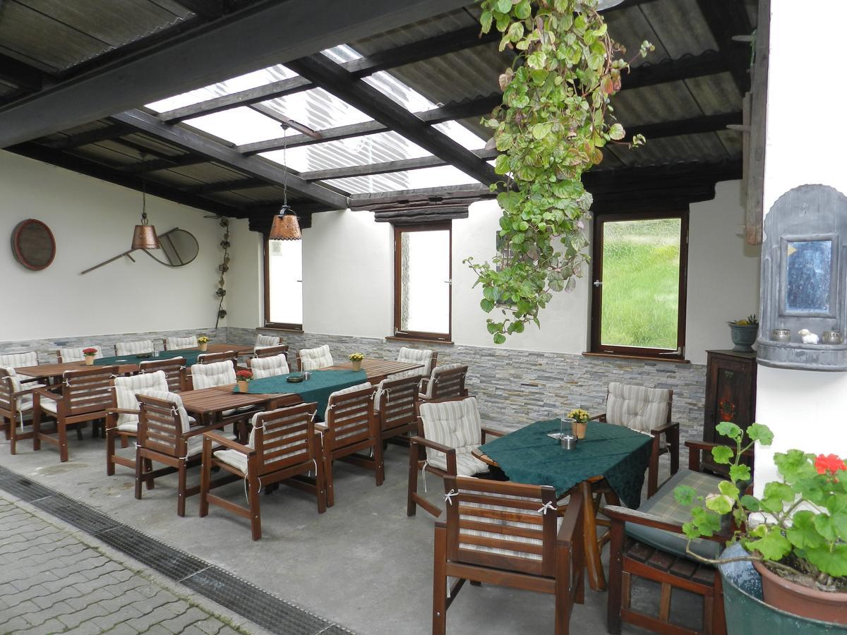 Weingut Stassen Hotel Oberheimbach Exterior photo